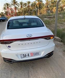 Hyundai Azera